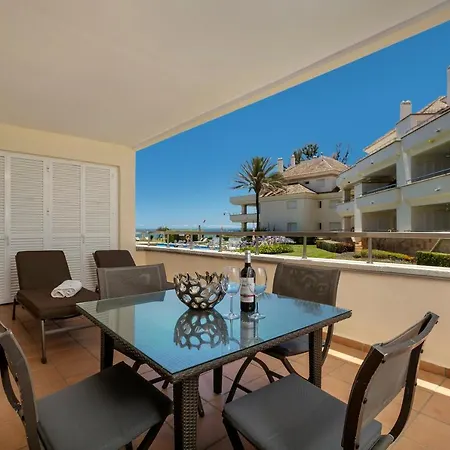 212 Heaven Apartments, Guadalmansa Playa *