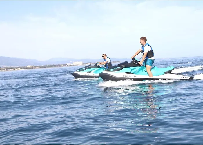 212 Heaven Apartments, Guadalmansa Playa * 에스테포나