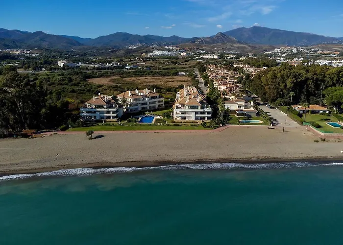 212 Heaven Apartments, Guadalmansa Playa * 에스테포나