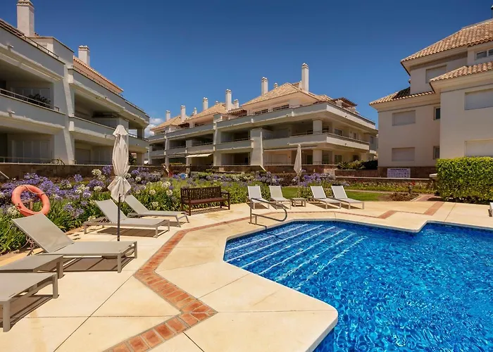 212 Heaven Apartments, Guadalmansa Playa Apartment *