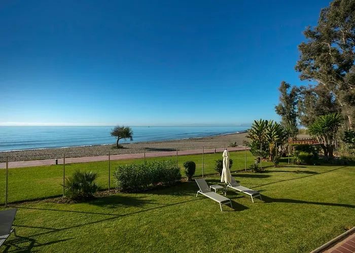 212 Heaven Apartments, Guadalmansa Playa Estepona