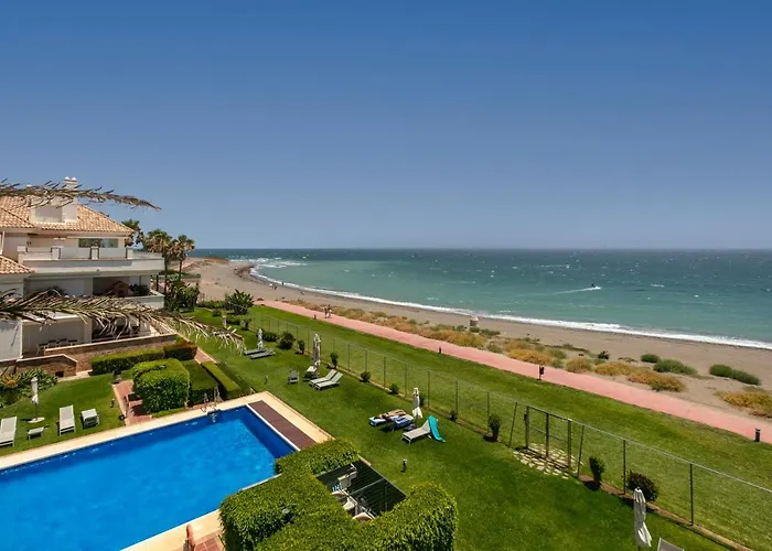 212 Heaven Apartments, Guadalmansa Playa Appartement Estepona